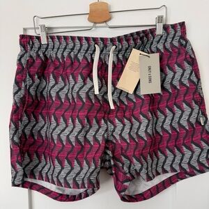 Only & Sons Swim Shorts XXL BNWT Fuchsia Black Pattern Summer Beach Swim Trunks